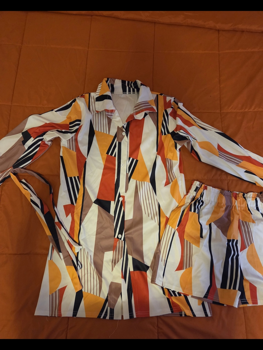 Women'sGeometric Print Long-Sleeve Shirt in Orange, Red & White